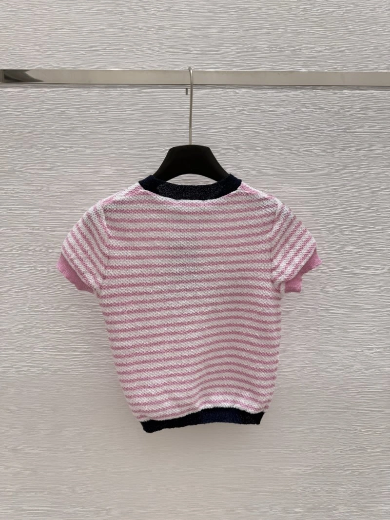 Sleek Unclassified Brand T-Shirts 147174