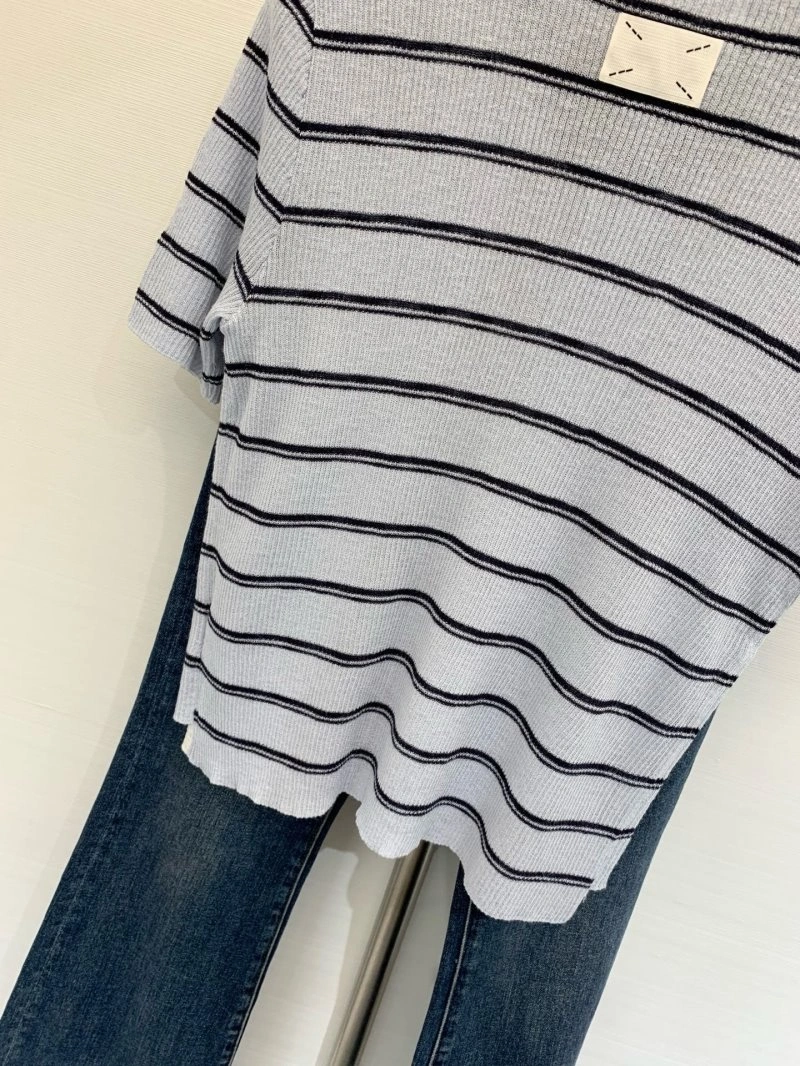 Packable Unclassified Brand T-Shirts 147194