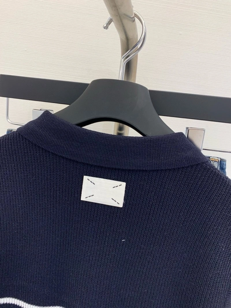 Reliable Unclassified Brand T-Shirts 147154