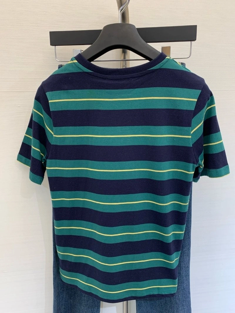 Unclassified Brand T-Shirts UrbanChic 147135