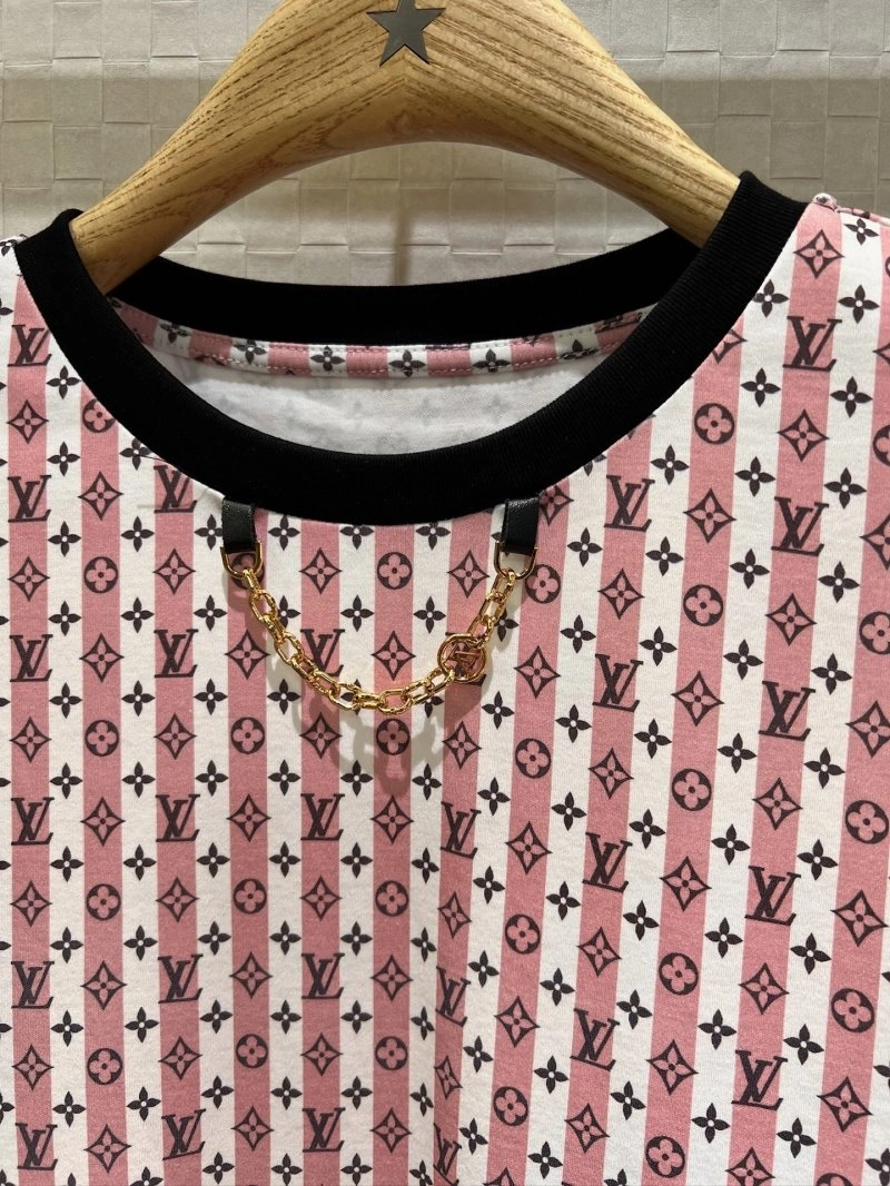 MultiPurpose Unclassified Brand T-Shirts 147123