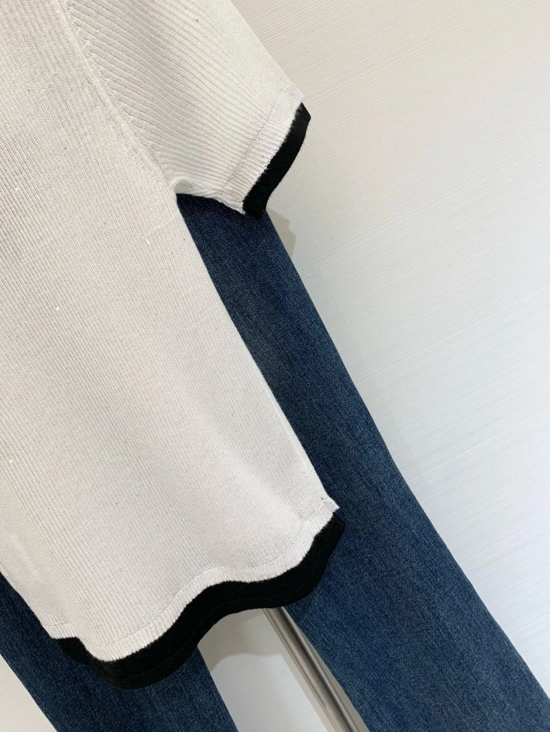 NewStyle Unclassified Brand T-Shirts 147105