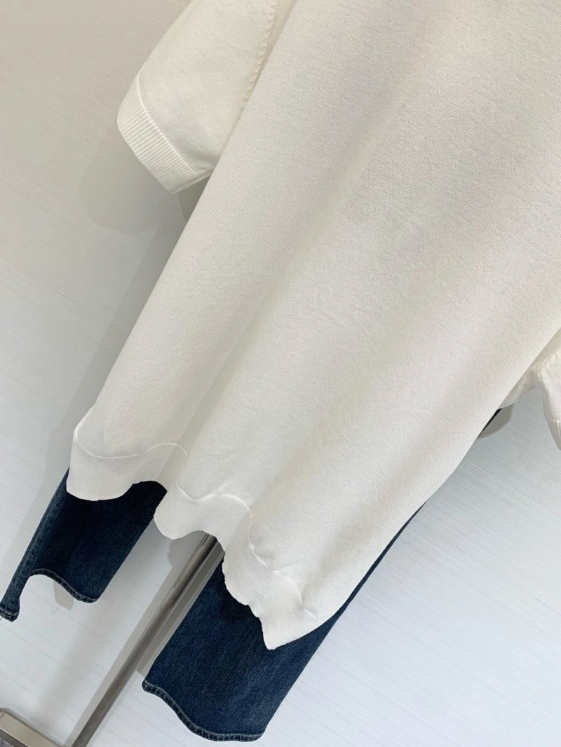 Functional Unclassified Brand T-Shirts 147100