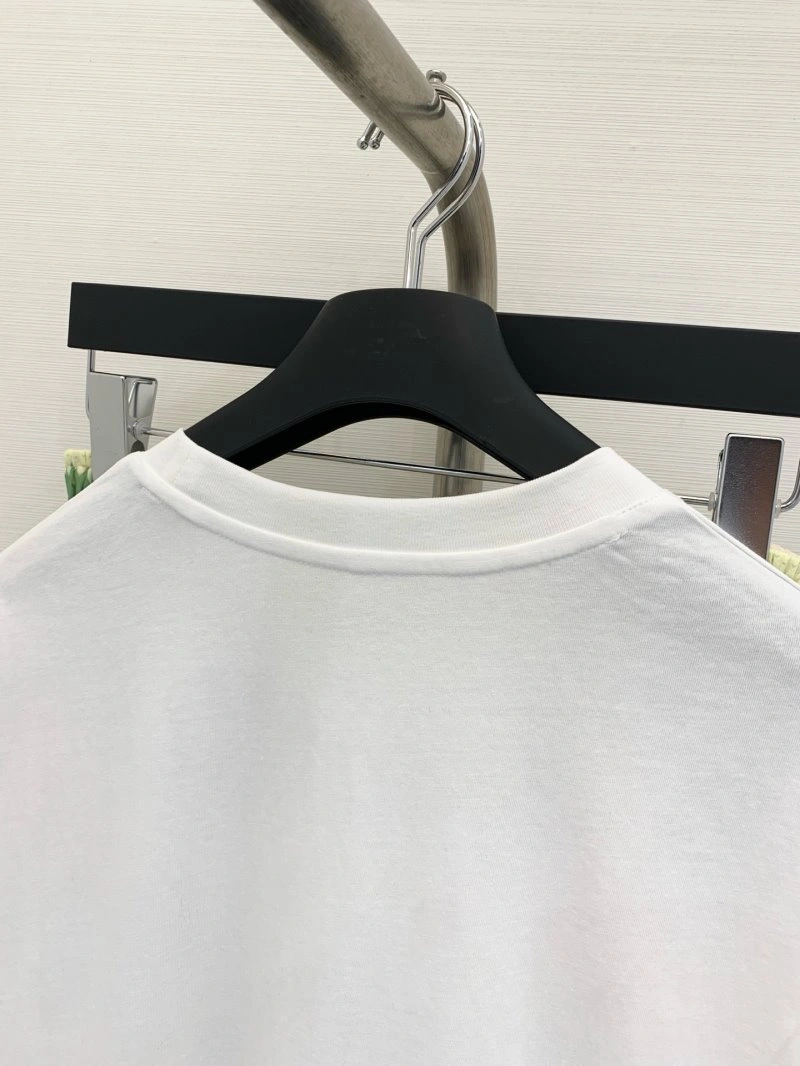 Unclassified Brand T-Shirts Youthful 147096