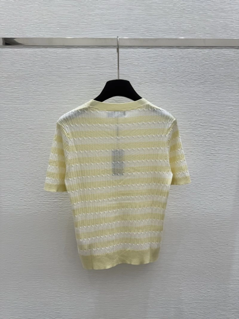 Tailored Unclassified Brand T-Shirts 147088