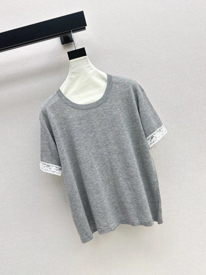 Youthful Unclassified Brand T-Shirts 147084