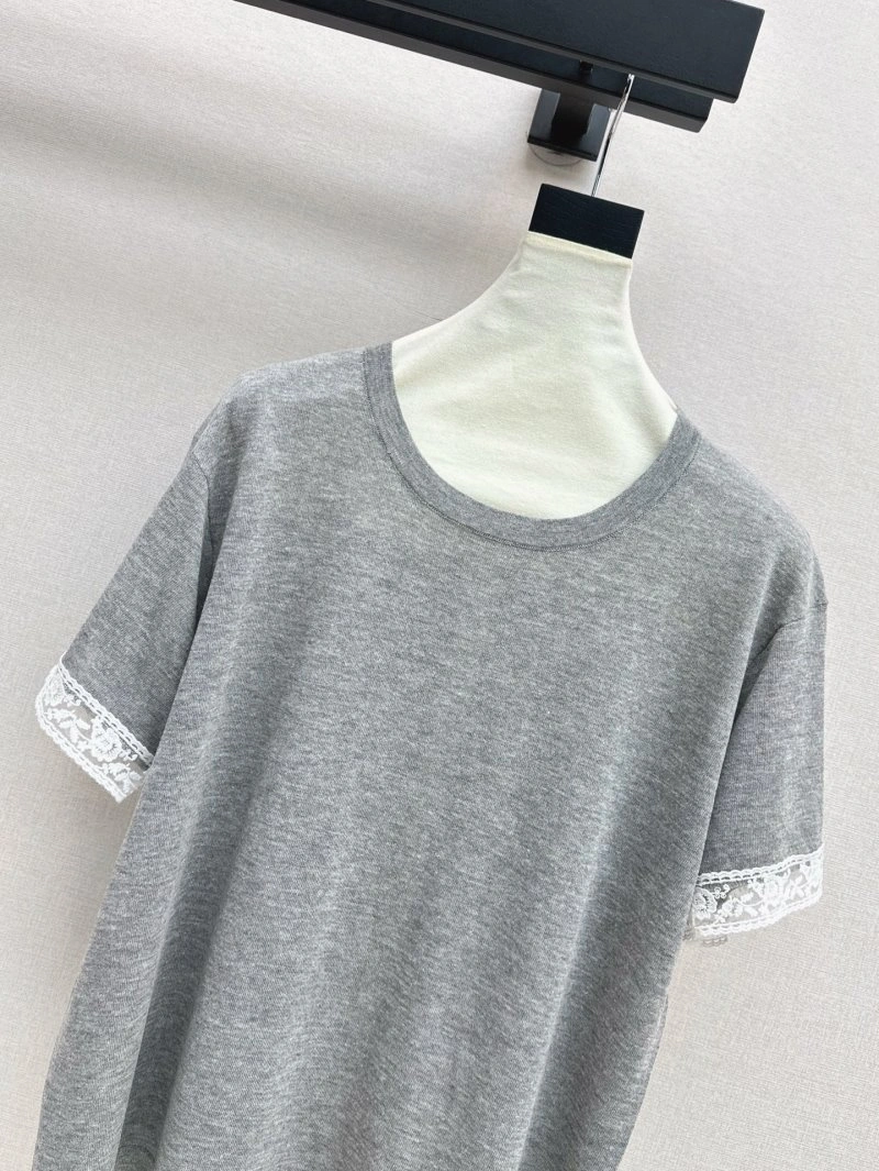 Youthful Unclassified Brand T-Shirts 147084