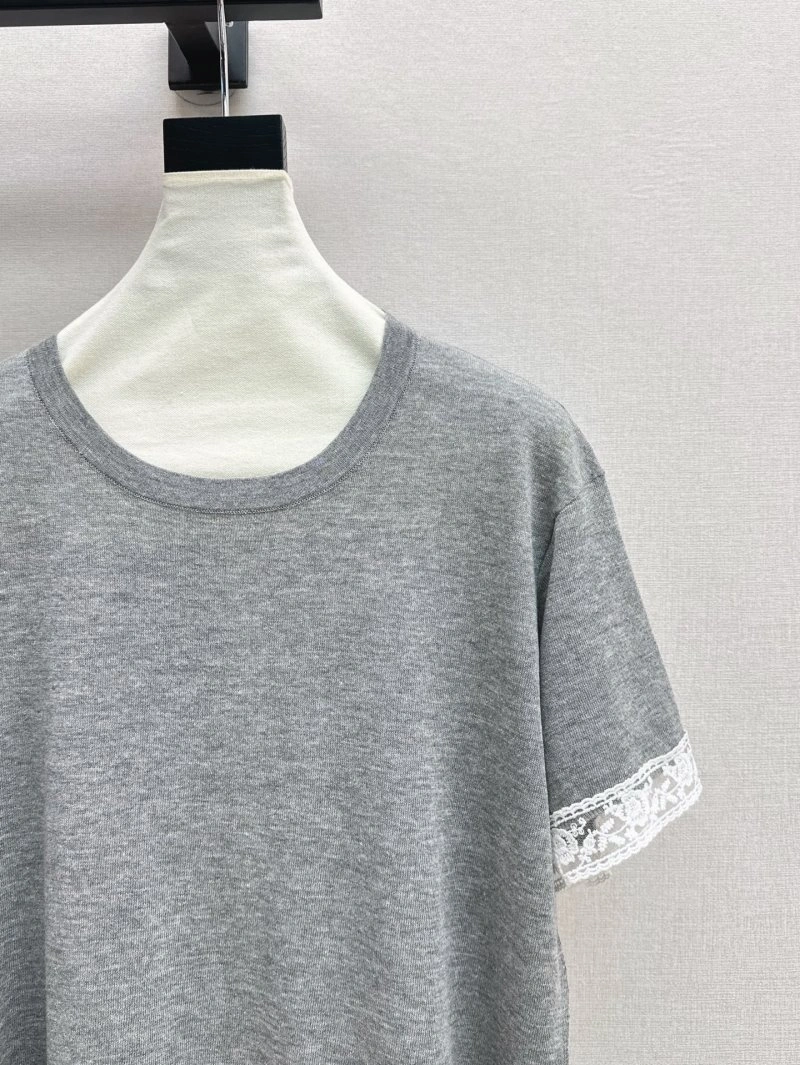 Youthful Unclassified Brand T-Shirts 147084