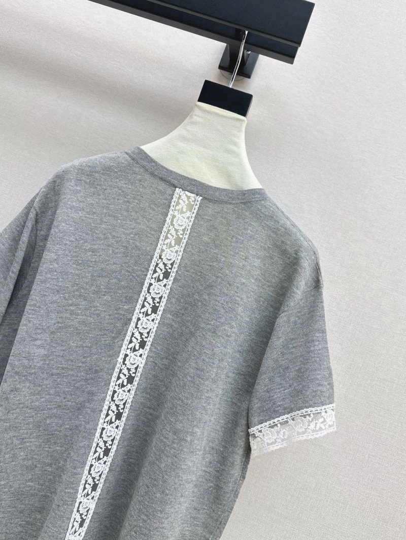 Youthful Unclassified Brand T-Shirts 147084