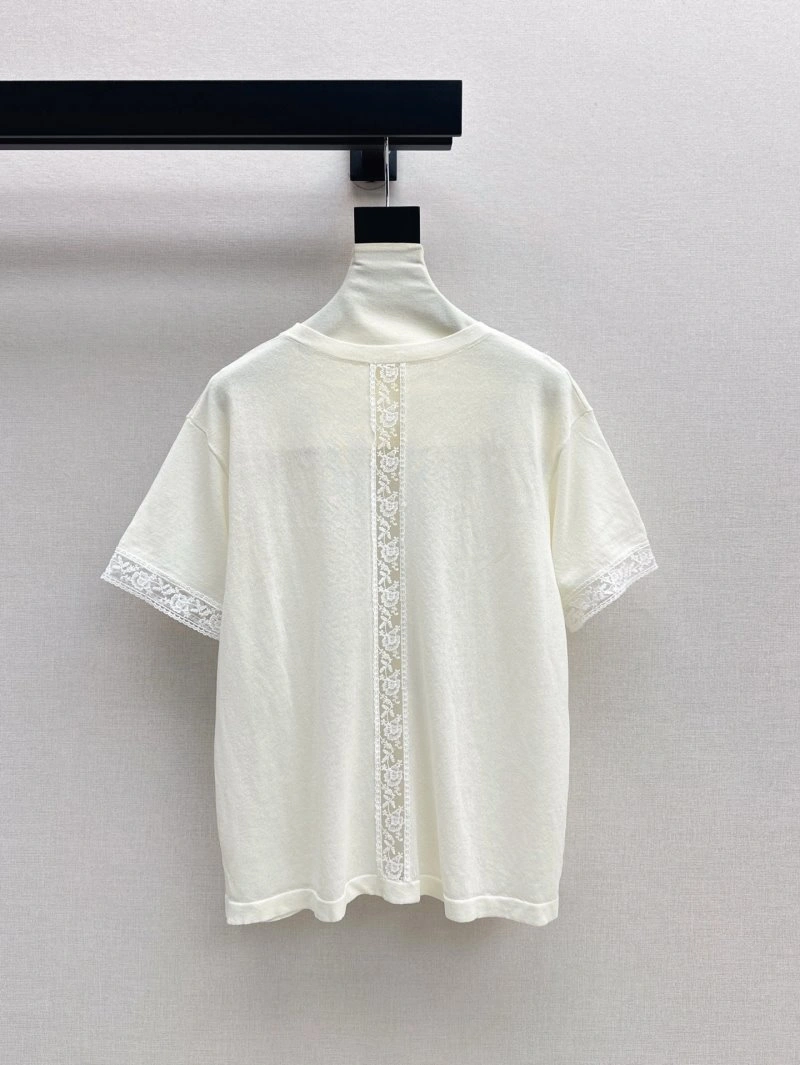Minimalist Unclassified Brand T-Shirts 147092