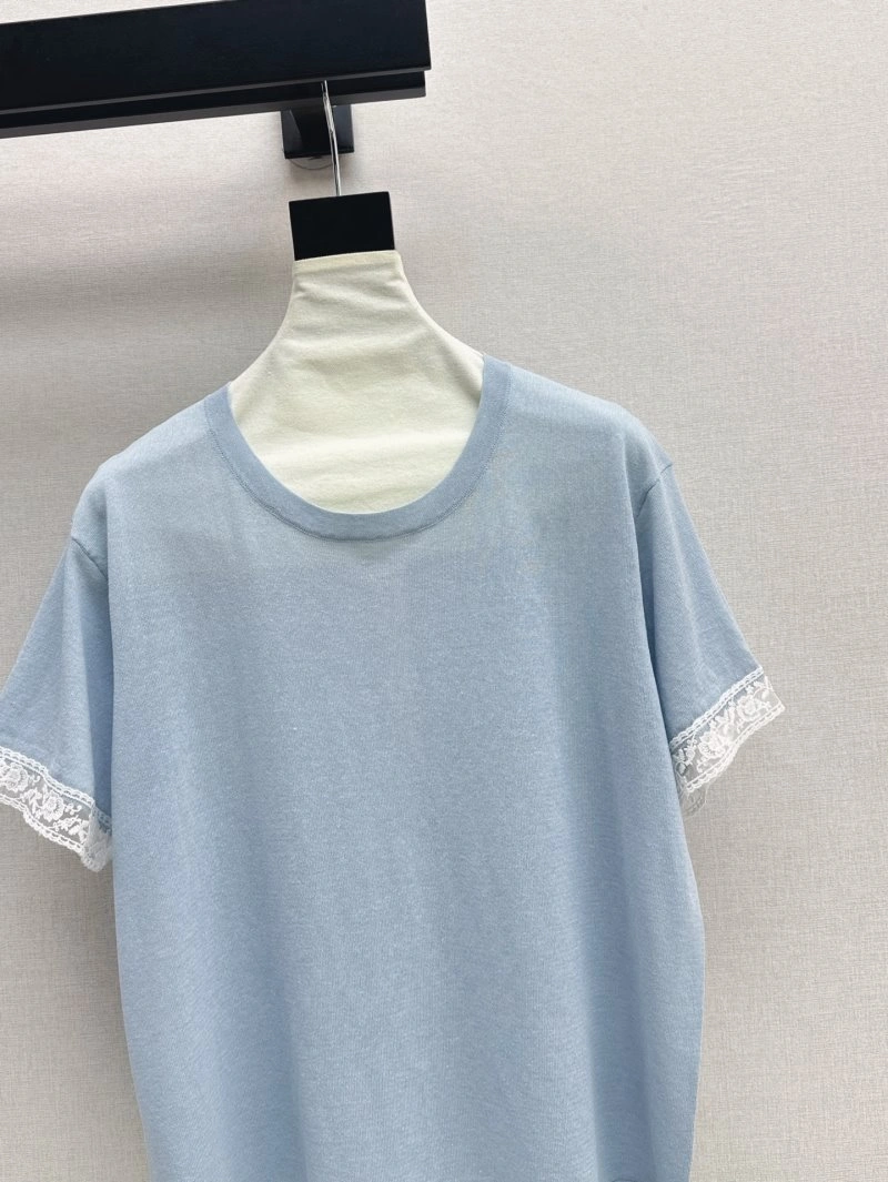 Unique Unclassified Brand T-Shirts 147083