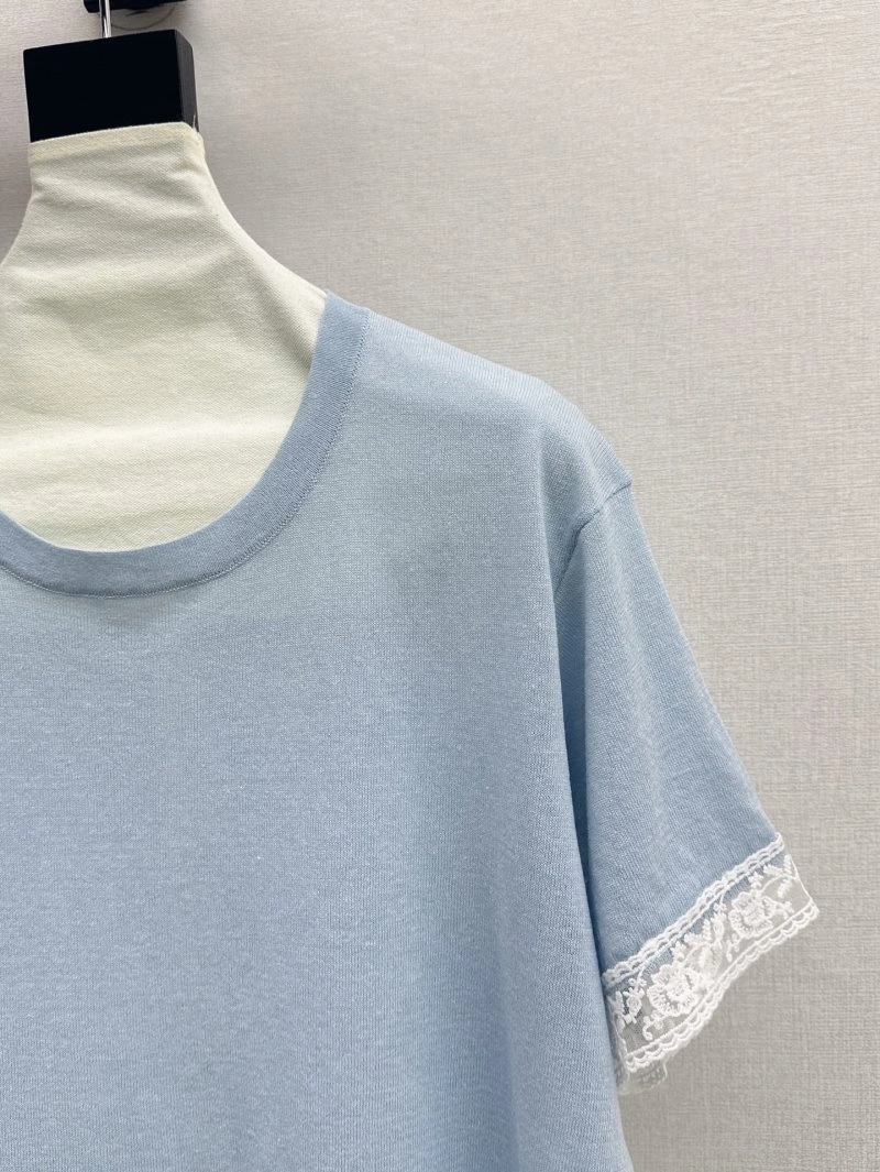Unique Unclassified Brand T-Shirts 147083