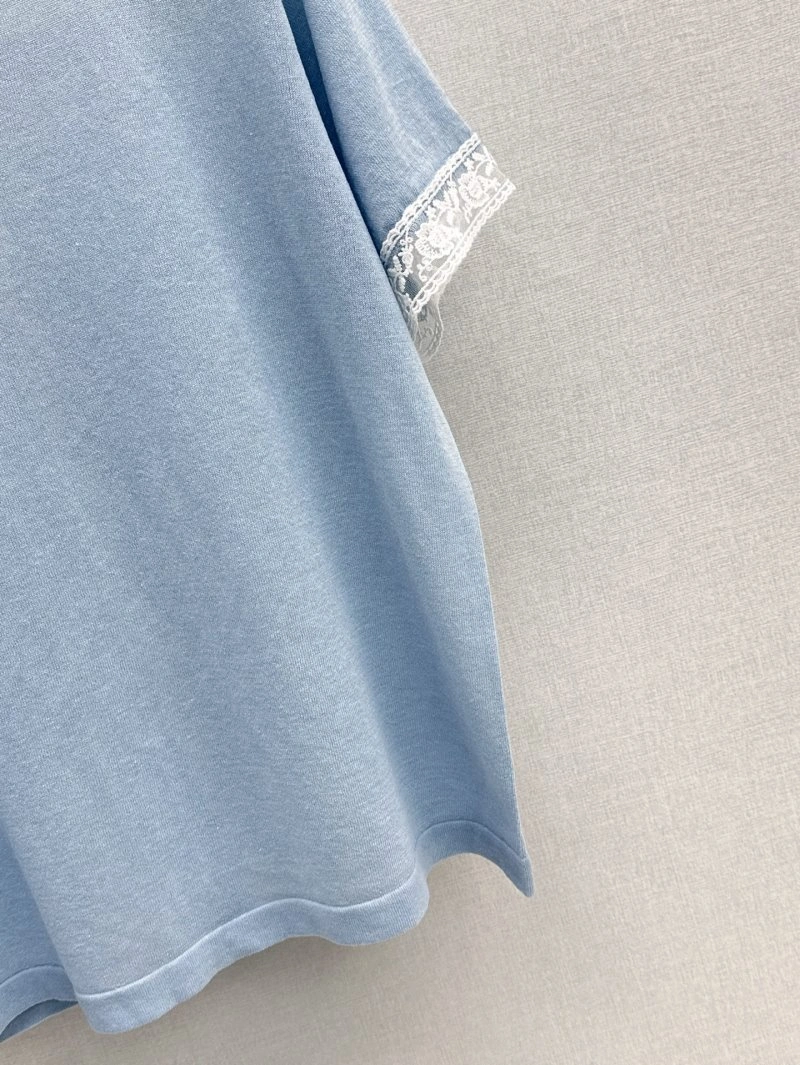 Unique Unclassified Brand T-Shirts 147083