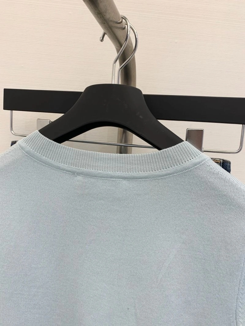ComfortFit Unclassified Brand T-Shirts 147082