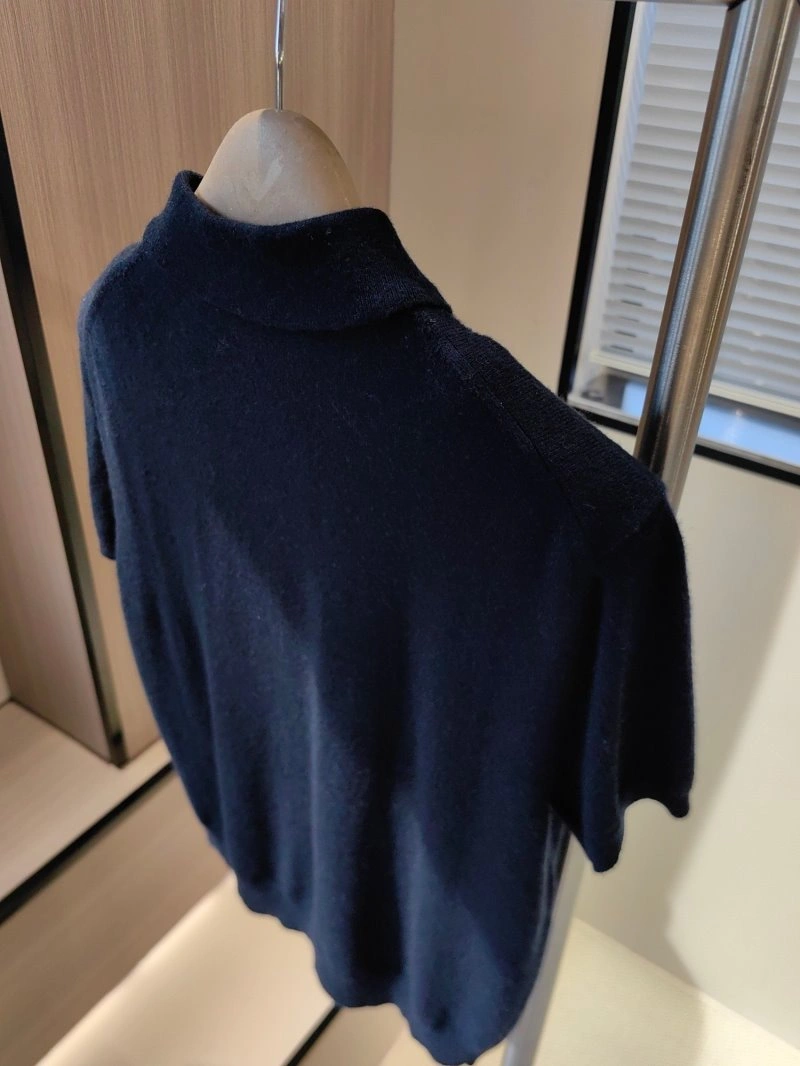 Durable Unclassified Brand T-Shirts 147069
