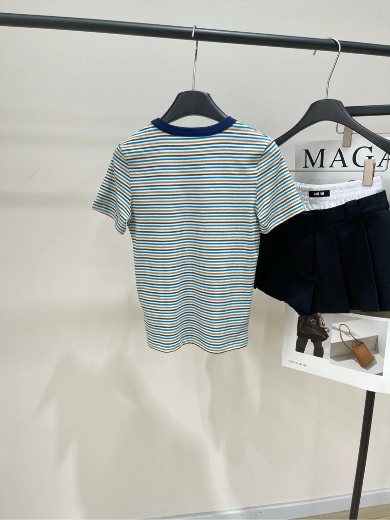 Minimalist Unclassified Brand T-Shirts 147062