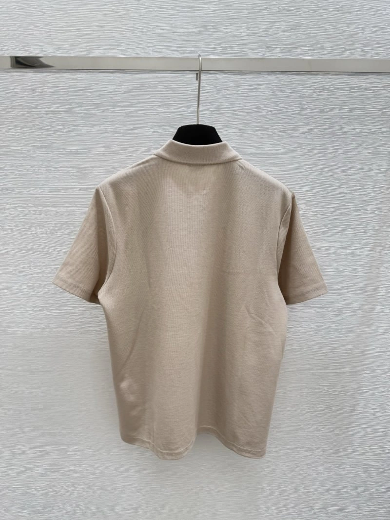 Sleek Unclassified Brand T-Shirts 147042