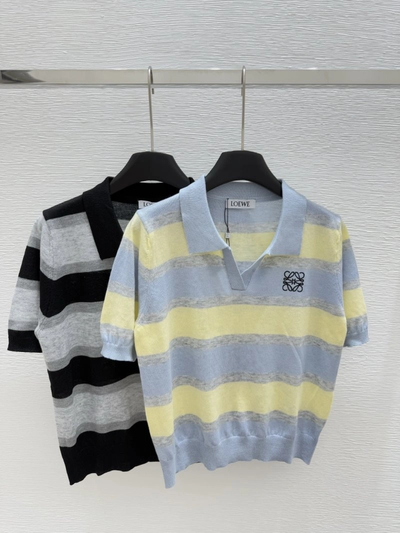 Soft Unclassified Brand T-Shirts 147035