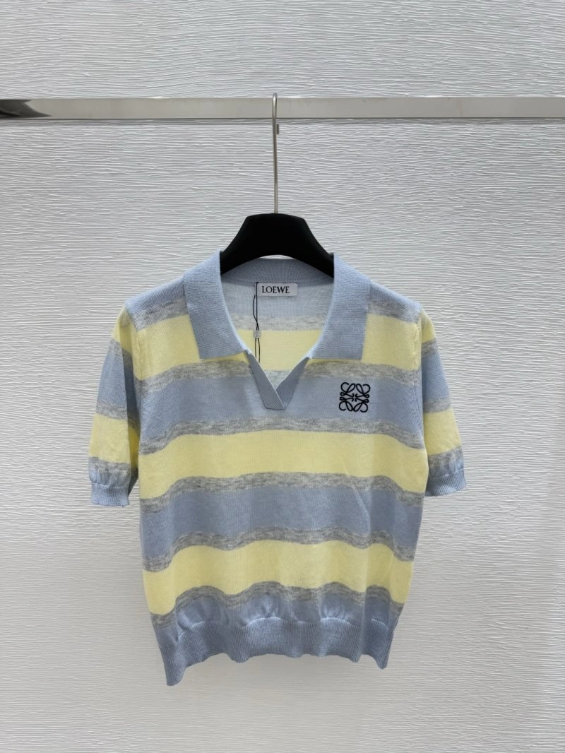 Soft Unclassified Brand T-Shirts 147035