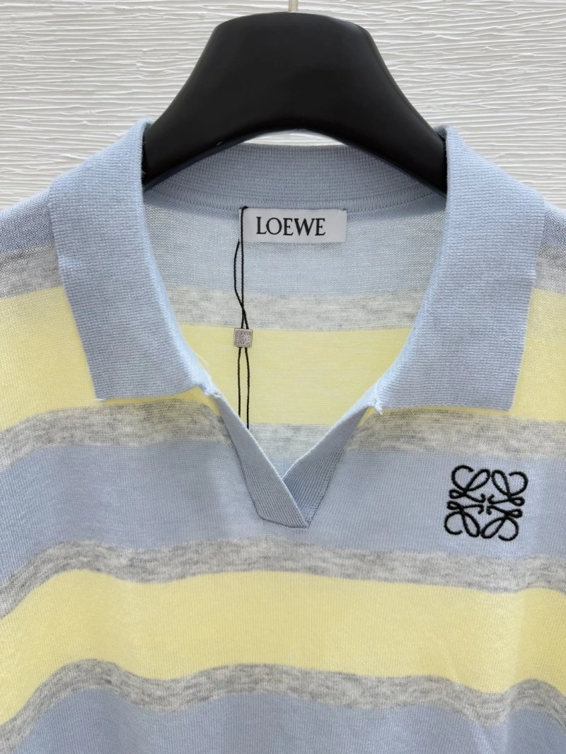 Soft Unclassified Brand T-Shirts 147035