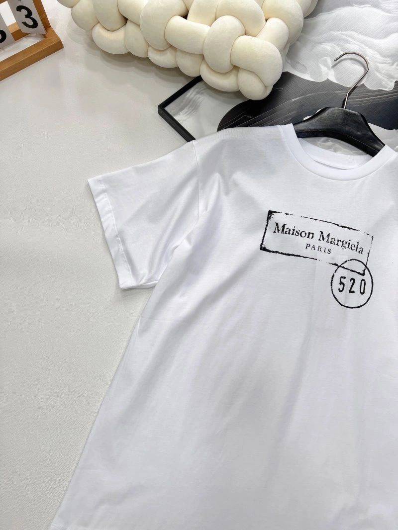 Original Unclassified Brand T-Shirts 147115