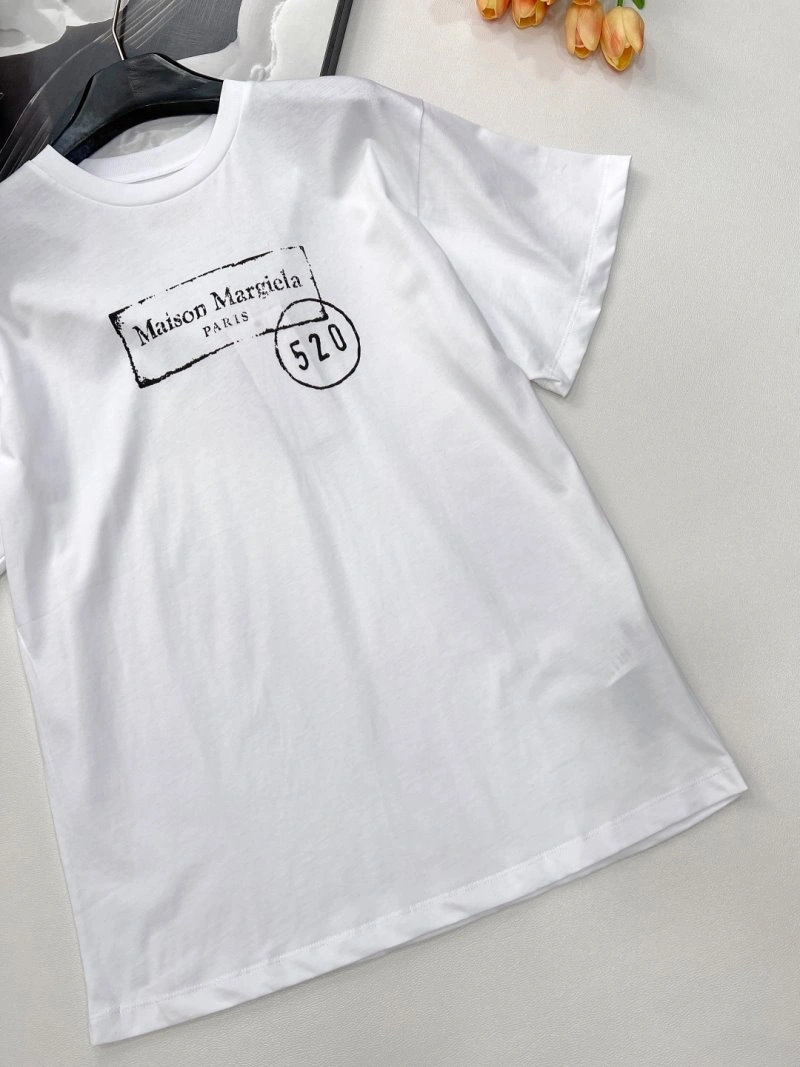 Original Unclassified Brand T-Shirts 147115