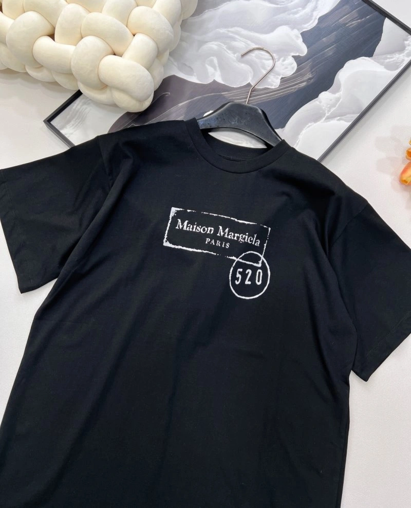 Classic Unclassified Brand T-Shirts 147028