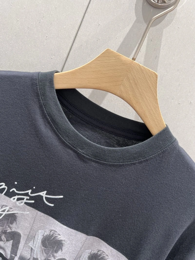 Fashionable Unclassified Brand T-Shirts 147021