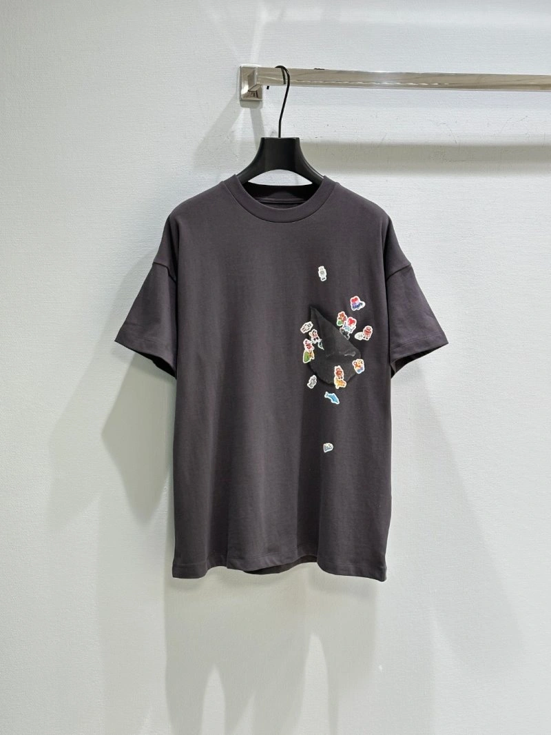 Compact Unclassified Brand T-Shirts 153505