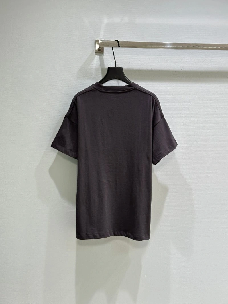 Compact Unclassified Brand T-Shirts 153505