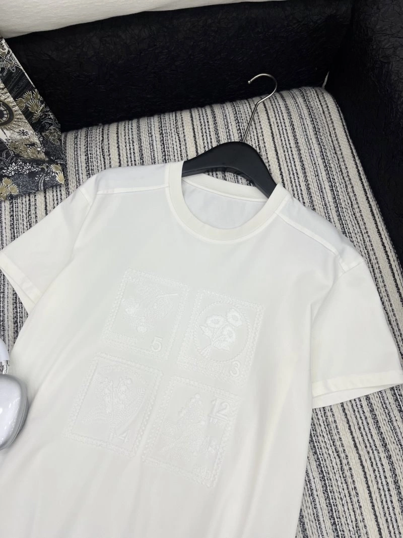 Trendy Unclassified Brand T-Shirts 153487