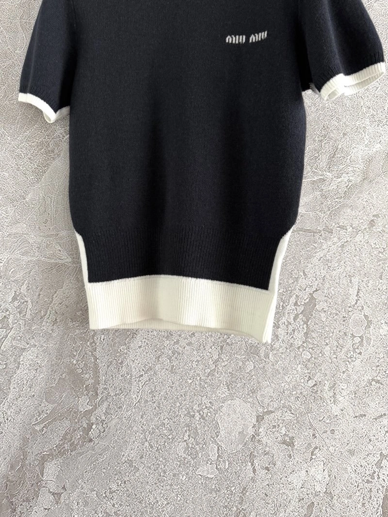 Classic Unclassified Brand T-Shirts 153497