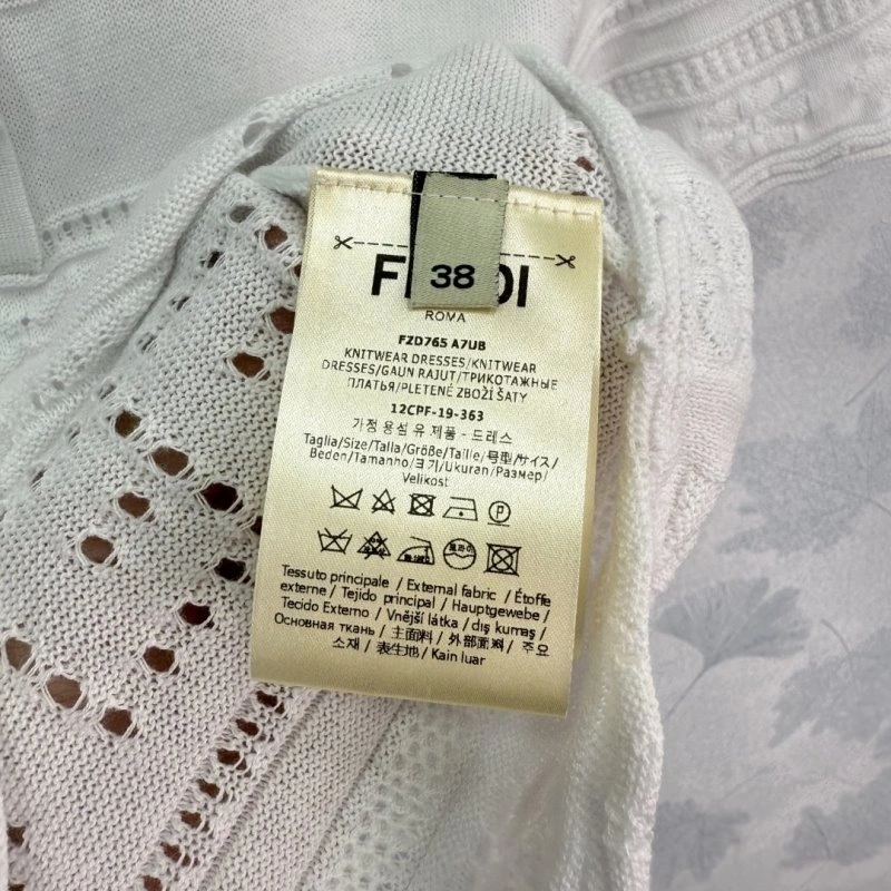 SunProtective Unclassified Brand T-Shirts 153477