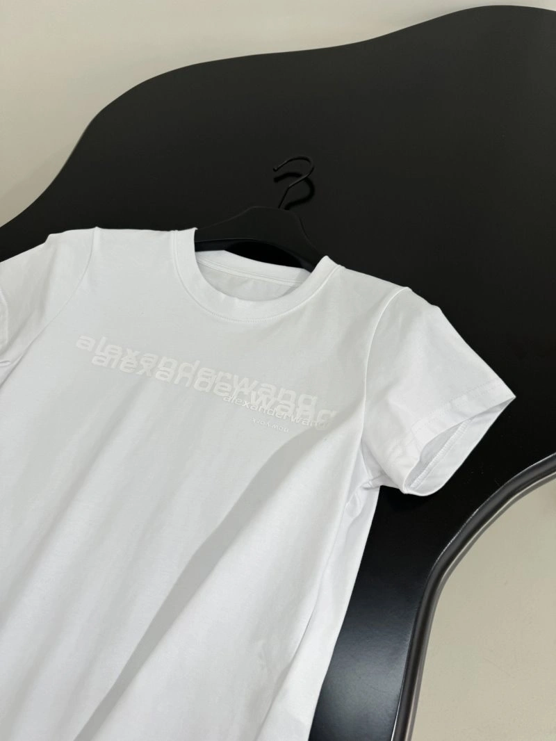 TravelReady Unclassified Brand T-Shirts 153476