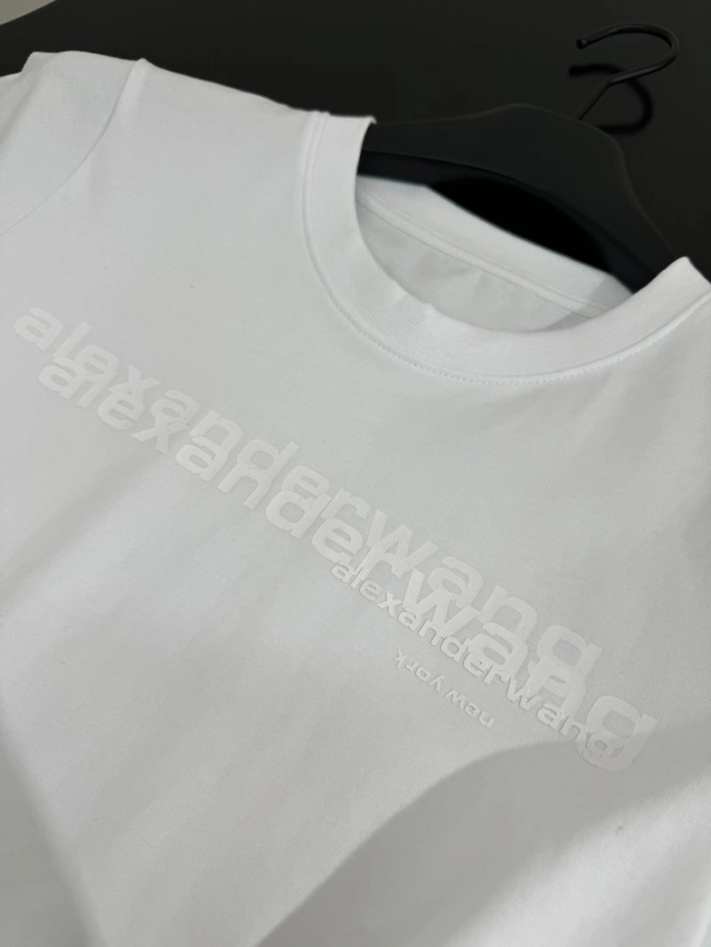 TravelReady Unclassified Brand T-Shirts 153476