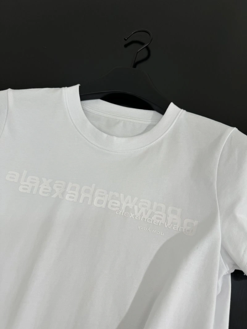 TravelReady Unclassified Brand T-Shirts 153476