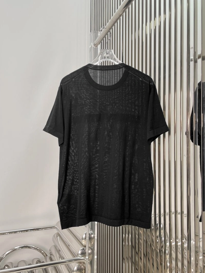 Vibrant Unclassified Brand T-Shirts 153474