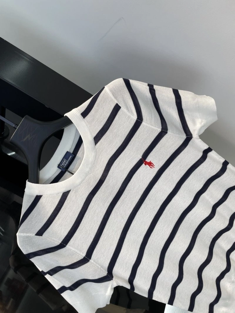 TravelReady Unclassified Brand T-Shirts 153452