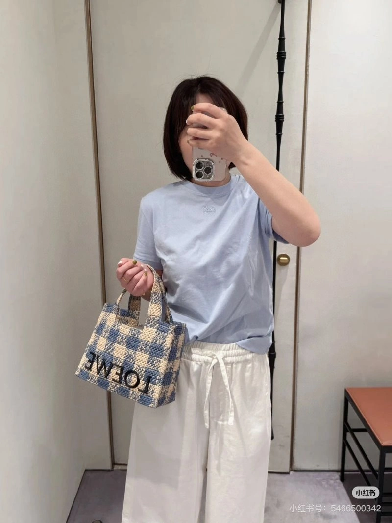 Sophisticated Unclassified Brand T-Shirts 153450