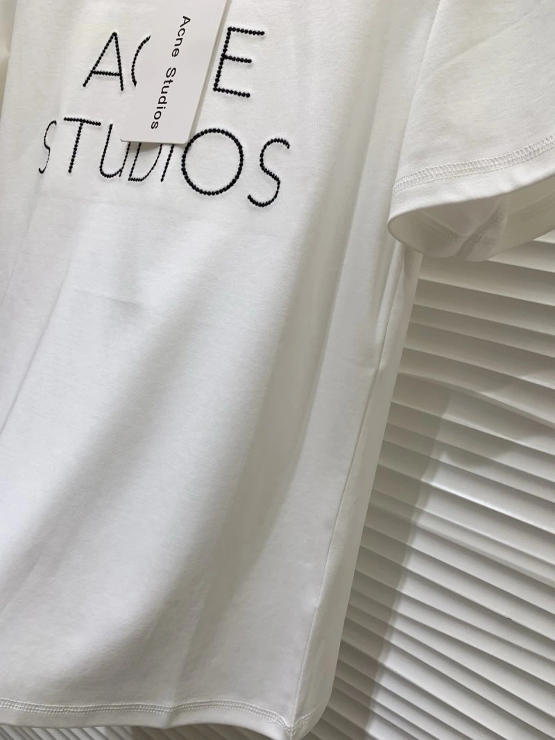 Trendsetting Unclassified Brand T-Shirts 153459