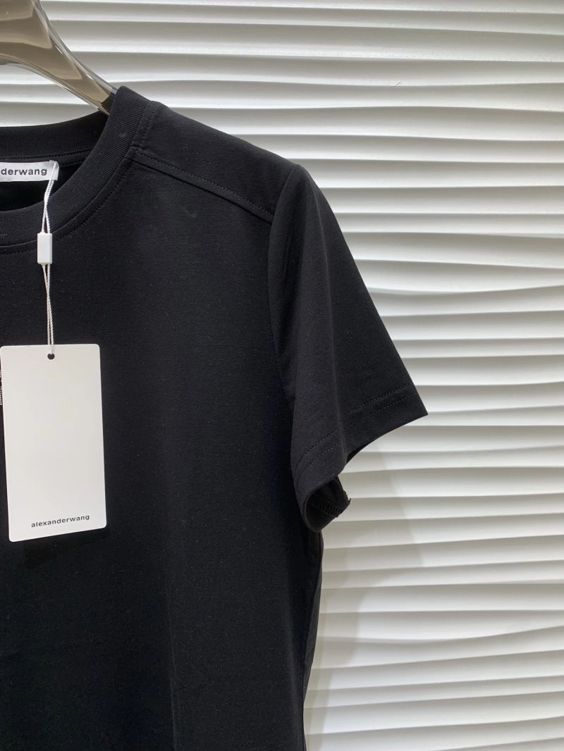ModernLook Unclassified Brand T-Shirts 153439