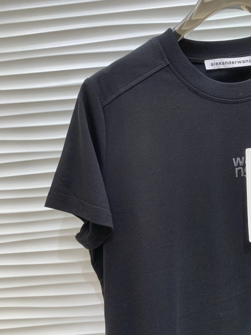 ModernLook Unclassified Brand T-Shirts 153439