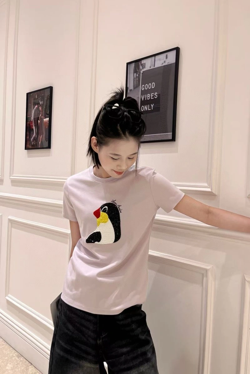 Unique Unclassified Brand T-Shirts 153443