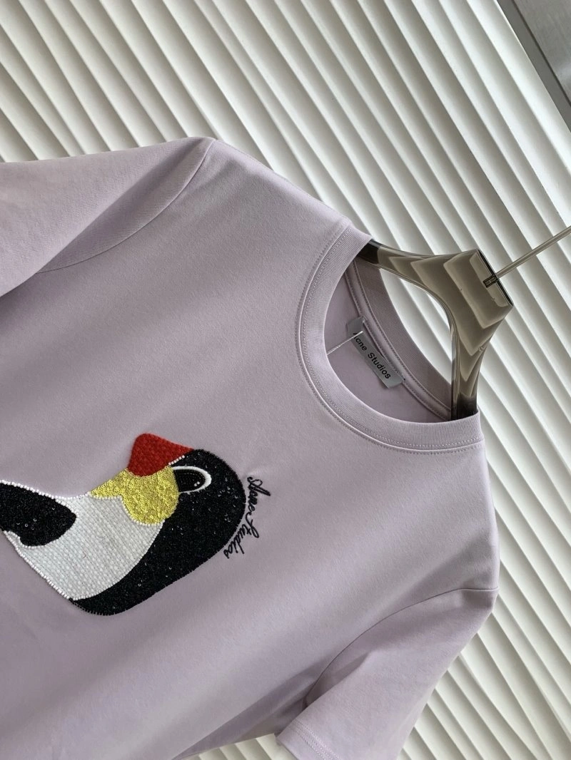 Unique Unclassified Brand T-Shirts 153443