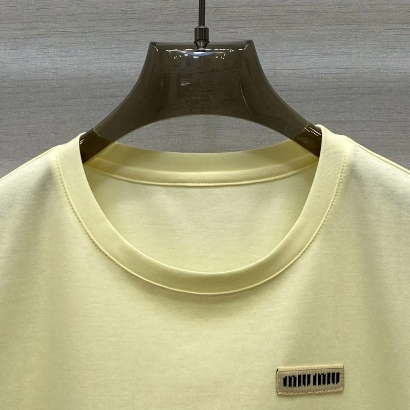 RelaxedFit Unclassified Brand T-Shirts 153436
