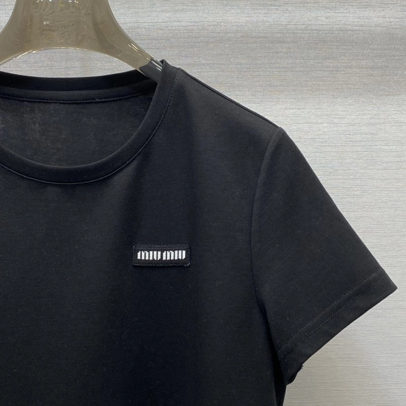 RelaxedFit Unclassified Brand T-Shirts 153436