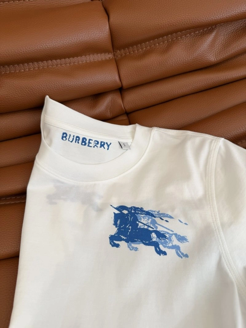Unclassified Brand T-Shirts Soft 153434