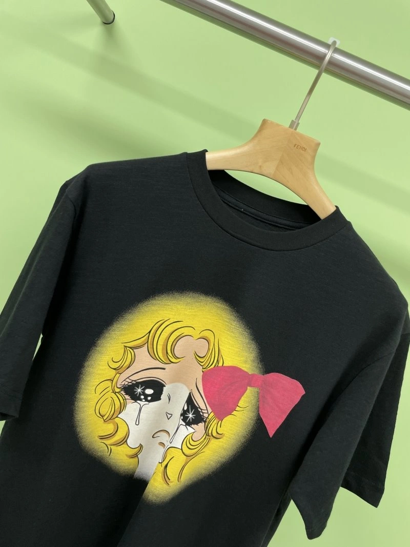 ModernLook Unclassified Brand T-Shirts 153425