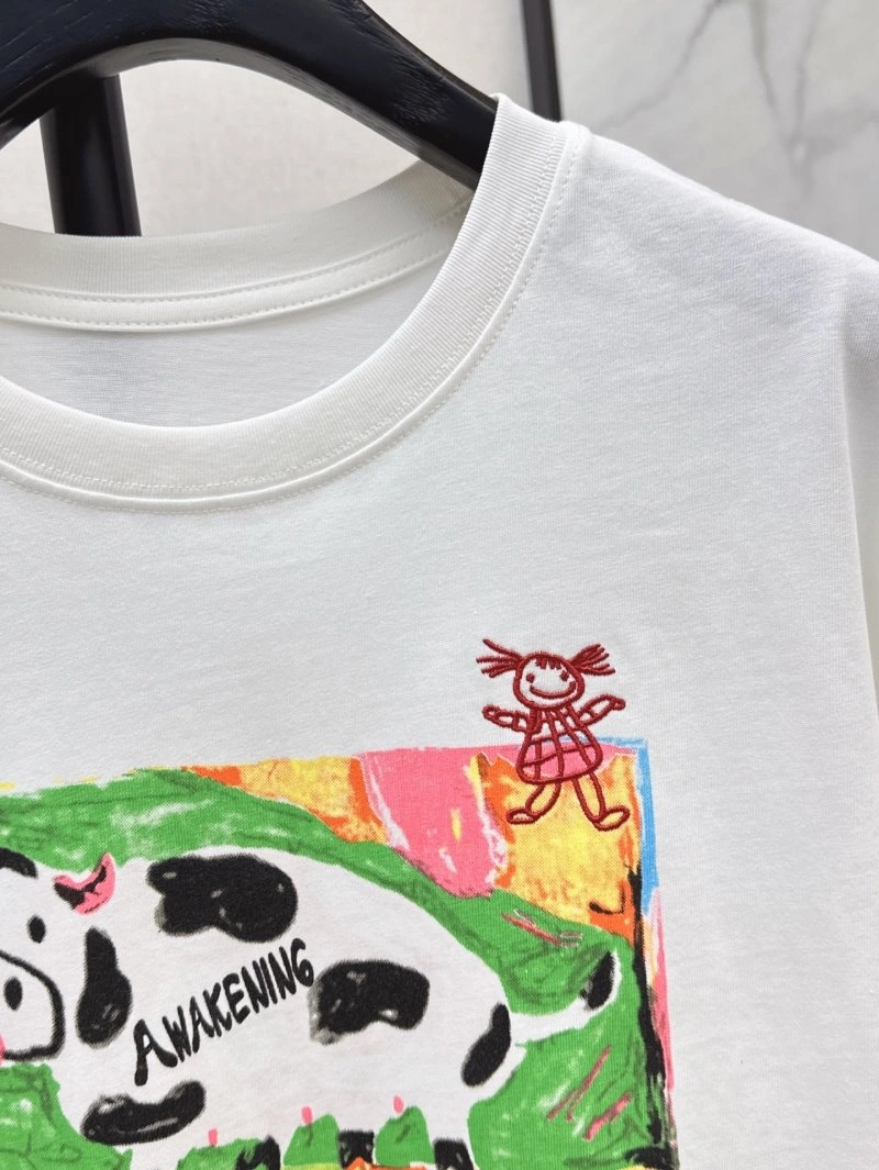 WaterResistant Unclassified Brand T-Shirts 153419