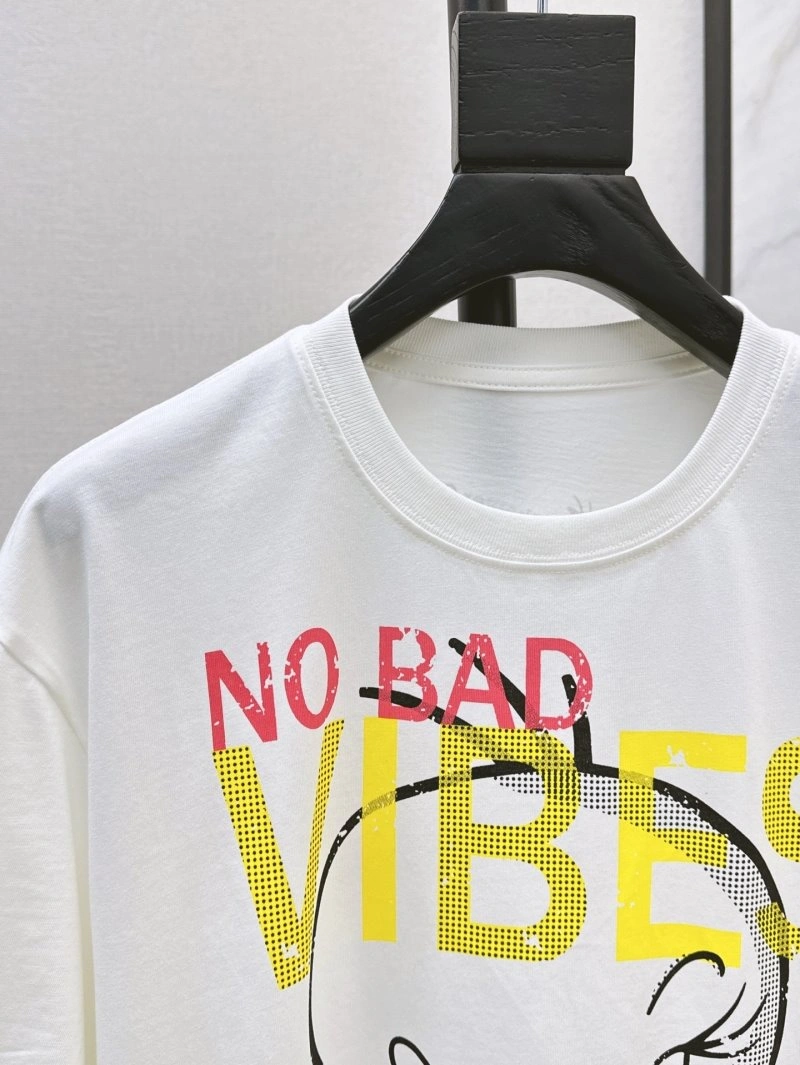 Seasonal Unclassified Brand T-Shirts 153413